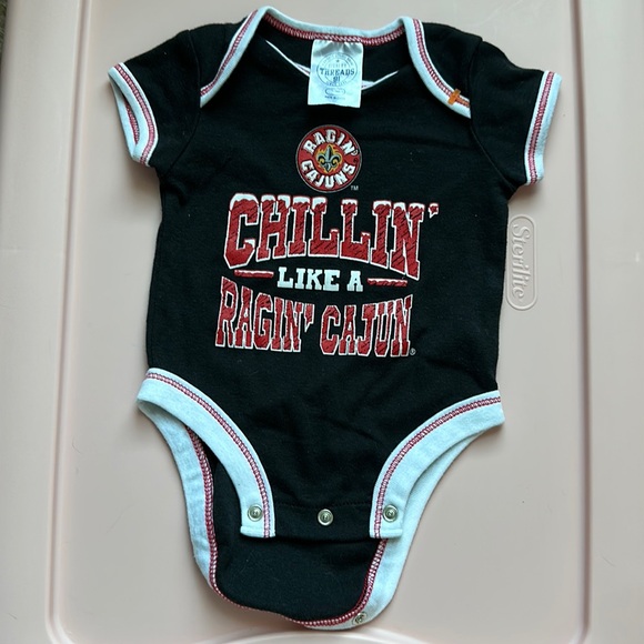 RAJUN CAJUNS of University of Louisiana at Lafayette logo onesie 0-3 months - Picture 1 of 13